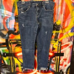 Crop girlfriend fit Jean